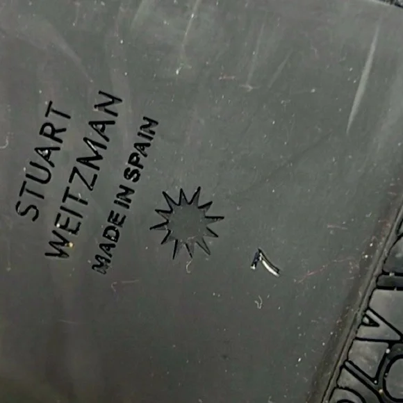 STUART WEITZMAN l Goldie Pearly Leather Flat Strap Sandal Black Leather Size 7 - Picture 11 of 15